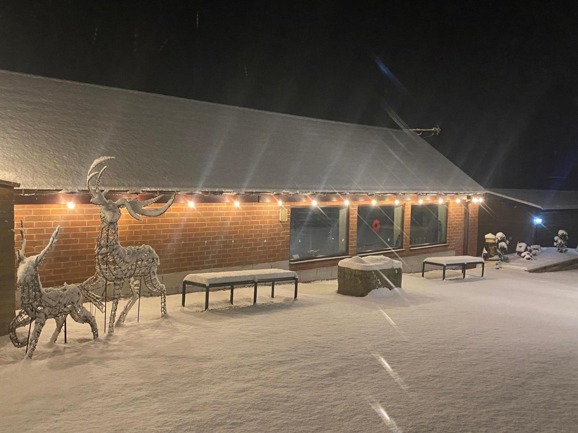Fairview Farm Holiday Accommodation 14 Luxury Lodges, Cabins, Dog Friendly, Suitable For Couples, Families And Groups, Wedding Guests , Corporate Events, Sleeps 2-65 Guests In Ravenshead, Nottingham Near Sherwood Forest, Set In 88 Acres Dış mekan fotoğraf