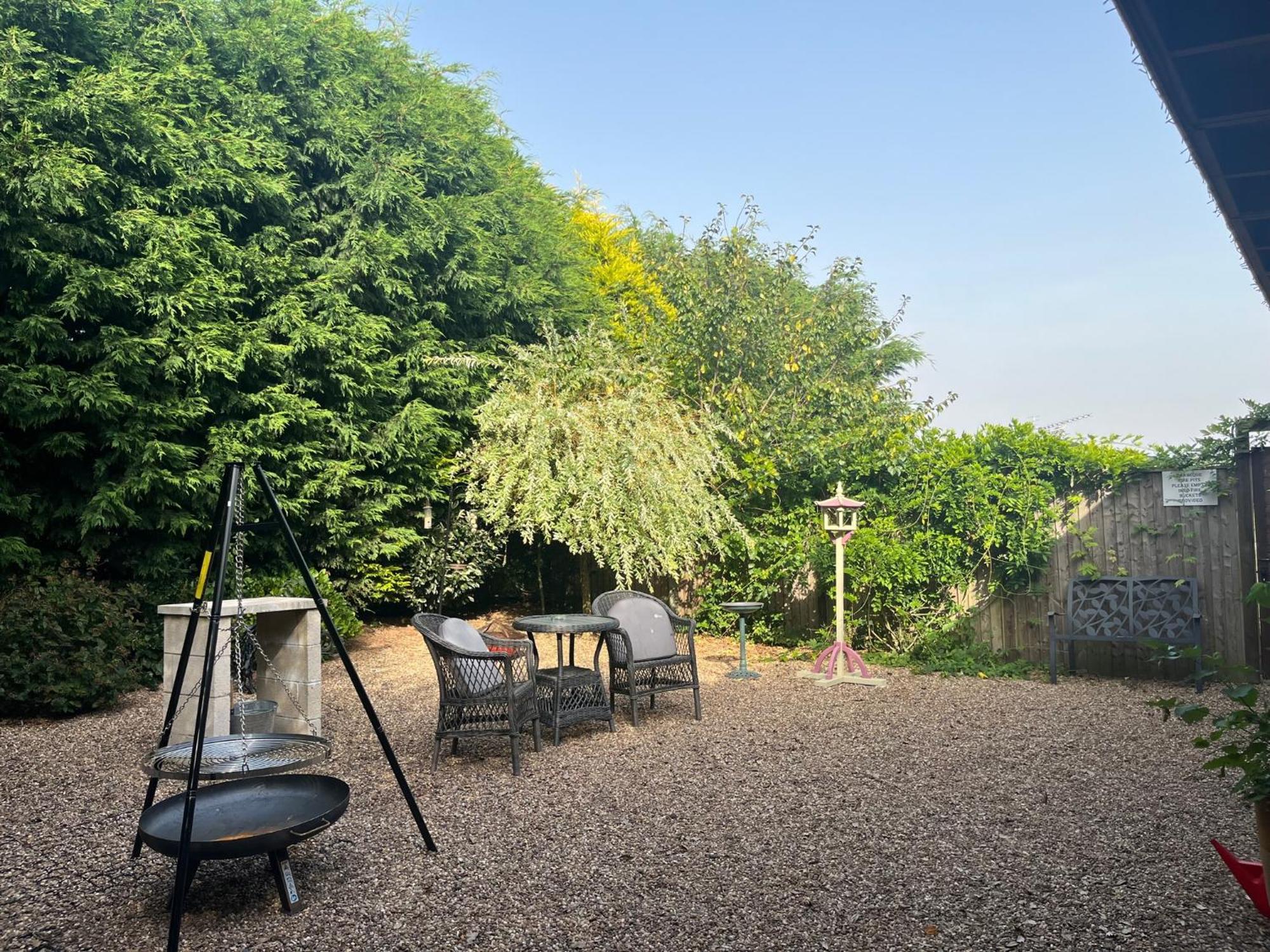 Fairview Farm Holiday Accommodation 14 Luxury Lodges, Cabins, Dog Friendly, Suitable For Couples, Families And Groups, Wedding Guests , Corporate Events, Sleeps 2-65 Guests In Ravenshead, Nottingham Near Sherwood Forest, Set In 88 Acres Dış mekan fotoğraf